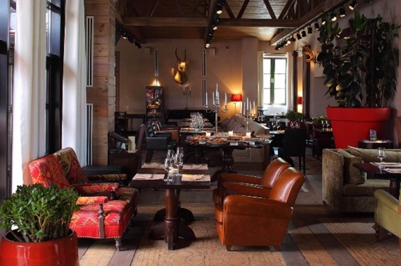 Мебель для точек общественного питания: как выбрать?