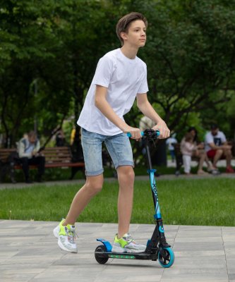 Самокат электрический Shock 145 мм Самокат электрический Shock 145 мм